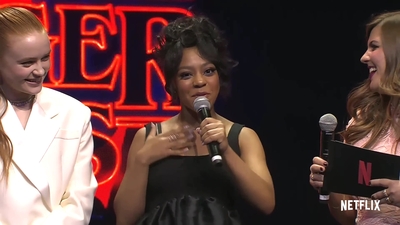 2022-05-14_-_Stranger_Things_Season_4_Premiere_video_1_mp40633.jpg