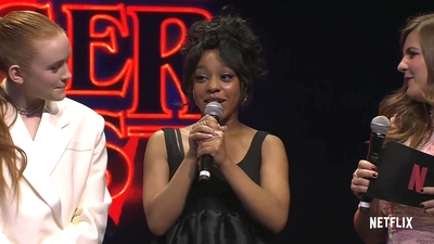 2022-05-14_-_Stranger_Things_Season_4_Premiere_video_1_mp40636.jpg