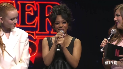 2022-05-14_-_Stranger_Things_Season_4_Premiere_video_1_mp40639.jpg