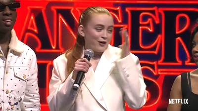 2022-05-14_-_Stranger_Things_Season_4_Premiere_video_1_mp40670.jpg