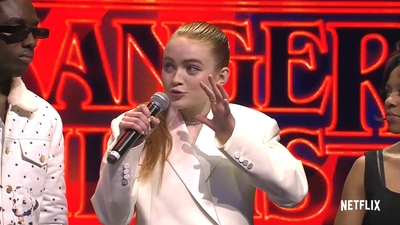 2022-05-14_-_Stranger_Things_Season_4_Premiere_video_1_mp40713.jpg