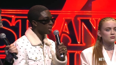 2022-05-14_-_Stranger_Things_Season_4_Premiere_video_1_mp40780.jpg