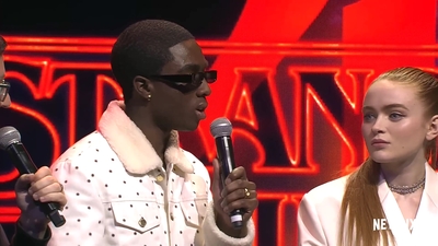 2022-05-14_-_Stranger_Things_Season_4_Premiere_video_1_mp40782.jpg