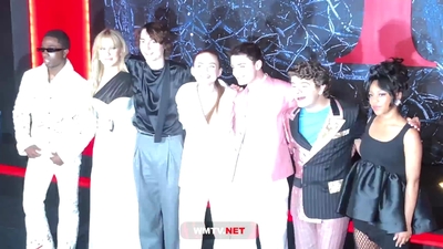 2022-05-14_-_Stranger_Things_Season_4_Premiere_video_2_mp40873.jpg
