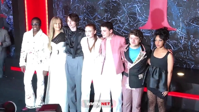 2022-05-14_-_Stranger_Things_Season_4_Premiere_video_2_mp40877.jpg