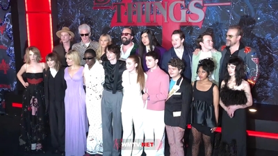 2022-05-14_-_Stranger_Things_Season_4_Premiere_video_2_mp40932.jpg