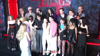 2022-05-14_-_Stranger_Things_Season_4_Premiere_video_2_mp40944.jpg