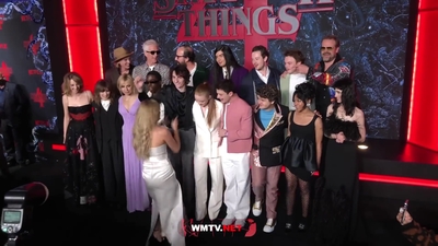 2022-05-14_-_Stranger_Things_Season_4_Premiere_video_2_mp40945.jpg