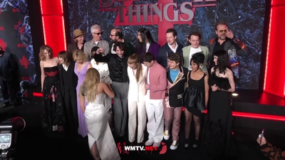 2022-05-14_-_Stranger_Things_Season_4_Premiere_video_2_mp40946.jpg