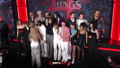 2022-05-14_-_Stranger_Things_Season_4_Premiere_video_2_mp40947.jpg