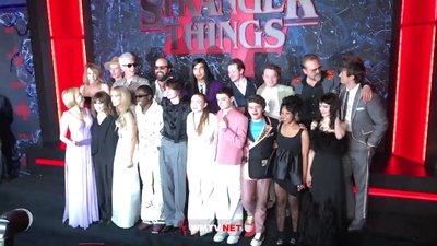 2022-05-14_-_Stranger_Things_Season_4_Premiere_video_2_mp40968.jpg