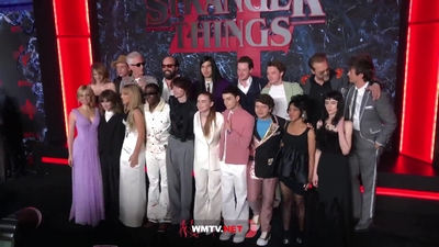 2022-05-14_-_Stranger_Things_Season_4_Premiere_video_2_mp40969.jpg