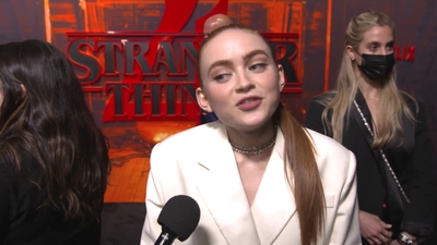 2022-05-14_-_Stranger_Things_Season_4_Premiere_video_3_mp40988.jpg