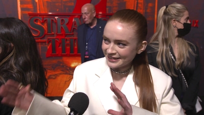 2022-05-14_-_Stranger_Things_Season_4_Premiere_video_3_mp40994.jpg