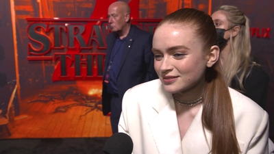 2022-05-14_-_Stranger_Things_Season_4_Premiere_video_3_mp41019.jpg