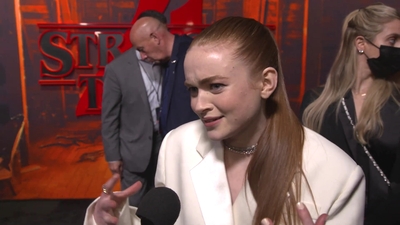 2022-05-14_-_Stranger_Things_Season_4_Premiere_video_3_mp41044.jpg