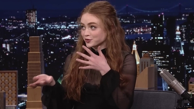 2022-05-24_-_The_Tonight_Show_Starring_Jimmy_Fallon_video_1_mp40027.jpg