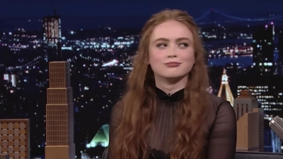 2022-05-24_-_The_Tonight_Show_Starring_Jimmy_Fallon_video_1_mp40089.jpg