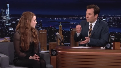 2022-05-24_-_The_Tonight_Show_Starring_Jimmy_Fallon_video_1_mp40107.jpg