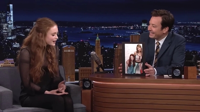 2022-05-24_-_The_Tonight_Show_Starring_Jimmy_Fallon_video_1_mp40153.jpg