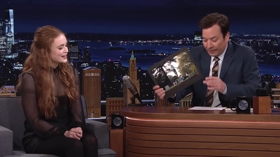 2022-05-24_-_The_Tonight_Show_Starring_Jimmy_Fallon_video_1_mp40269.jpg