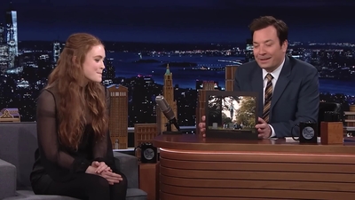 2022-05-24_-_The_Tonight_Show_Starring_Jimmy_Fallon_video_1_mp40277.jpg
