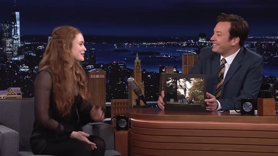 2022-05-24_-_The_Tonight_Show_Starring_Jimmy_Fallon_video_1_mp40302.jpg