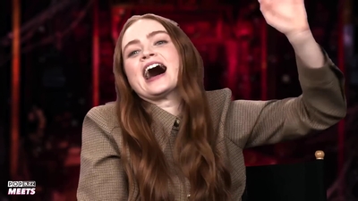 2022-05-25_-_PopBuzz_-_Stranger_Things_Cast_vs_The_Most_Impossible_Stranger_Things_Quiz_mp41073.jpg