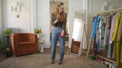 2022-05-26_-_Vogue_Magazine_-_7_Days_7_Looks_long_video_mp41649.jpg