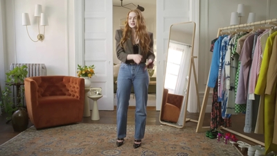 2022-05-26_-_Vogue_Magazine_-_7_Days_7_Looks_long_video_mp41657.jpg