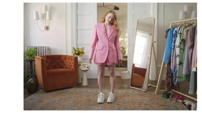 2022-05-26_-_Vogue_Magazine_-_7_Days_7_Looks_long_video_mp41707.jpg