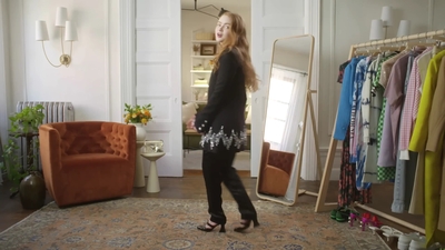 2022-05-26_-_Vogue_Magazine_-_7_Days_7_Looks_long_video_mp41759.jpg