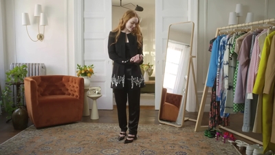 2022-05-26_-_Vogue_Magazine_-_7_Days_7_Looks_long_video_mp41760.jpg