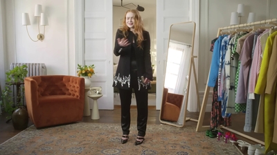 2022-05-26_-_Vogue_Magazine_-_7_Days_7_Looks_long_video_mp41800.jpg
