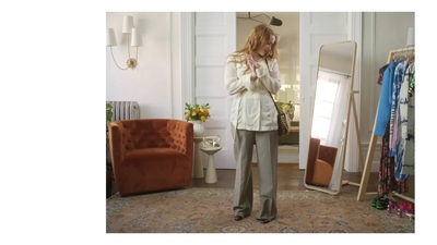 2022-05-26_-_Vogue_Magazine_-_7_Days_7_Looks_long_video_mp41818.jpg
