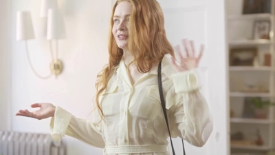 2022-05-26_-_Vogue_Magazine_-_7_Days_7_Looks_long_video_mp41840.jpg