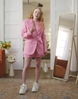 2022-05-26_-_Vogue_Magazine_-_7_Days_7_Looks_long_video_mp41724.jpg
