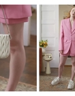 2022-05-26_-_Vogue_Magazine_-_7_Days_7_Looks_long_video_mp41731.jpg
