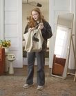 Filename=2022-05-26_-_Vogue_Magazine_-_7_Days_7_Looks_long_video_mp41972.jpg
Filesize=797KiB
Dimensions=1920x1080
Date added=Jul 12, 2022 2022-05-26_-_Vogue_Magazine_-_7_Days_7_Looks_long_video_mp41972.jpg