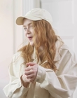 2022-05-26_-_Vogue_Magazine_-_7_Days_7_Looks_long_video_mp42023.jpg