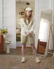 Filename=2022-05-26_-_Vogue_Magazine_-_7_Days_7_Looks_long_video_mp42069.jpg
Filesize=800KiB
Dimensions=1920x1080
Date added=Jul 12, 2022 2022-05-26_-_Vogue_Magazine_-_7_Days_7_Looks_long_video_mp42069.jpg