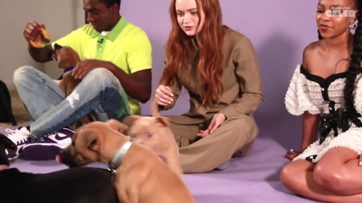 2022-05-27_-_BuzzFeed_Celeb_-_The_Cast_of_Stranger_Things_Plays_With_Puppies_mp42638.jpg