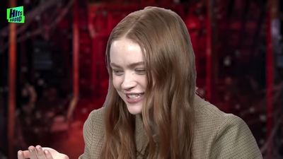 2022-05-27_-_Hits_Radio_-_Stranger_Things_4_Interview_mp43409.jpg
