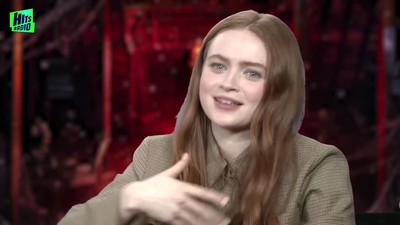 2022-05-27_-_Hits_Radio_-_Stranger_Things_4_Interview_mp43423.jpg