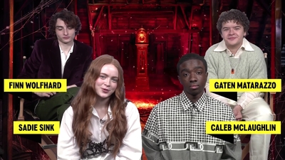 2022-05-27_-_MTV_News_-_Stranger_Things_Cast_on_Their_Favorite_S4_BTS_Moments_mp43469.jpg