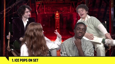 2022-05-27_-_MTV_News_-_Stranger_Things_Cast_on_Their_Favorite_S4_BTS_Moments_mp43488.jpg