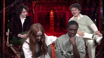 2022-05-27_-_MTV_News_-_Stranger_Things_Cast_on_Their_Favorite_S4_BTS_Moments_mp43494.jpg