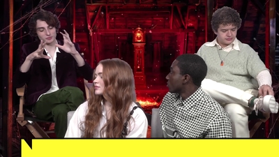 2022-05-27_-_MTV_News_-_Stranger_Things_Cast_on_Their_Favorite_S4_BTS_Moments_mp43534.jpg