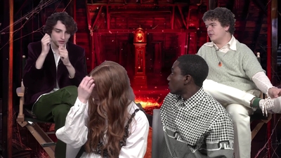 2022-05-27_-_MTV_News_-_Stranger_Things_Cast_on_Their_Favorite_S4_BTS_Moments_mp43545.jpg
