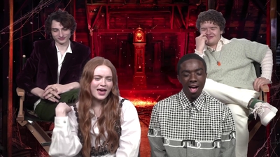 2022-05-27_-_MTV_News_-_Stranger_Things_Cast_on_Their_Favorite_S4_BTS_Moments_mp43634.jpg